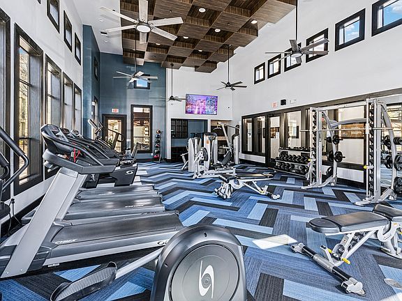 Escena_amenity_fitness center_157