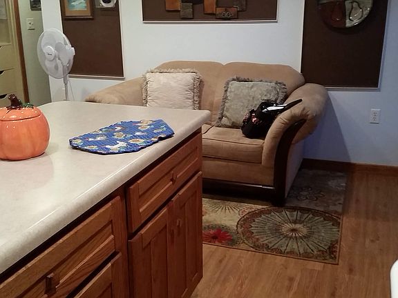 2nd floor living area