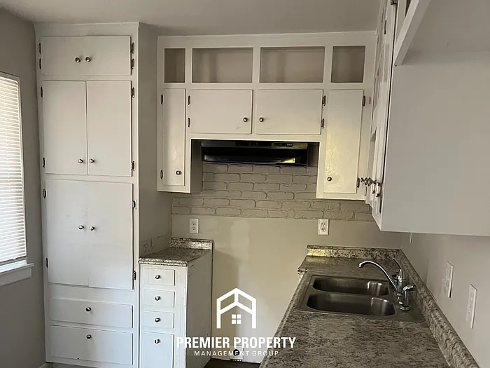 2322 Rodgers Dr NE — Photo 19