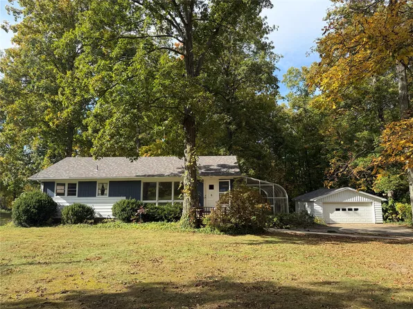 3910 Cooper Rd, Erie, PA 16510