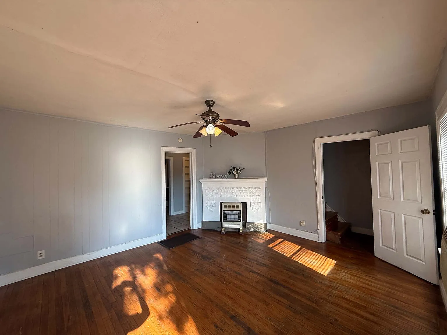 2 bed, $845 — Photo 1