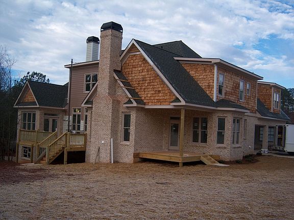 Screened in Porch off kitchen to be finished