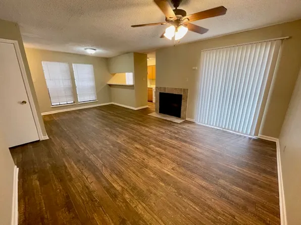 226 Londonderry Dr, Woodway, TX 76712