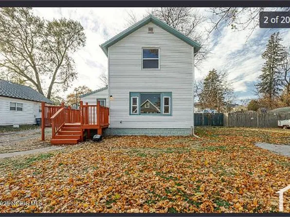3233 Saint Bernard Dr, Toledo, OH 43606
