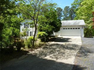 321 Clover Dr, Auburn, GA 30011