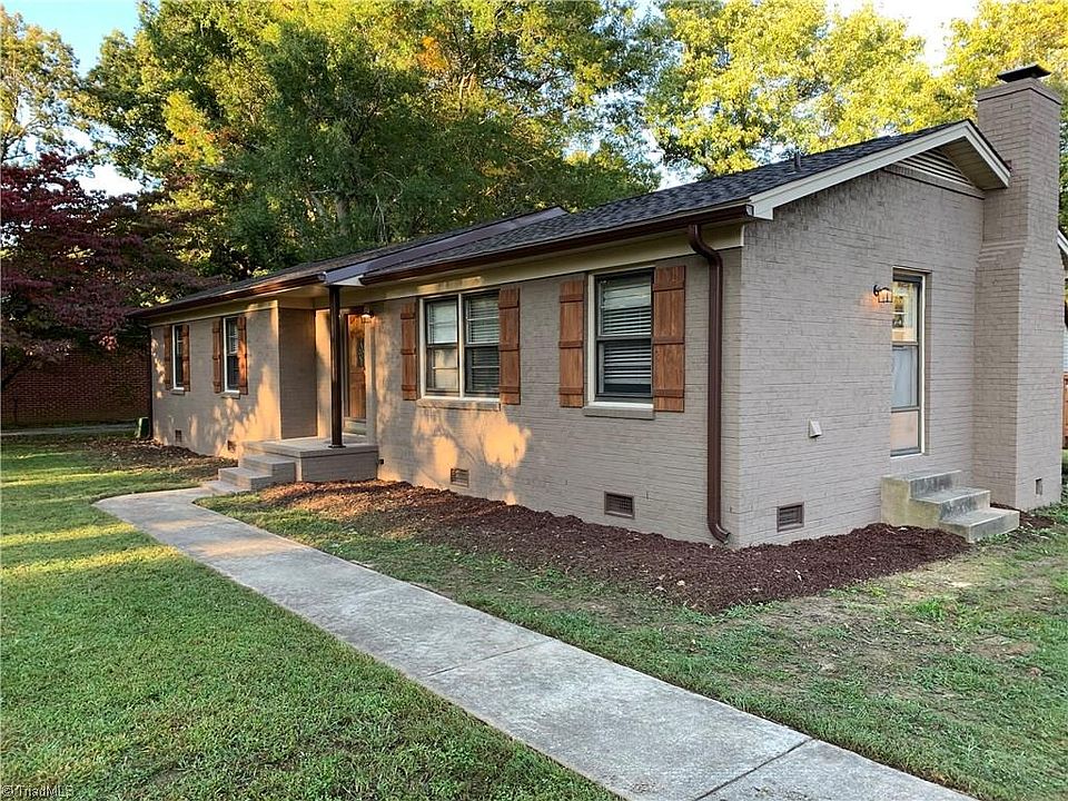 1st image of 3624 Riverdale Dr