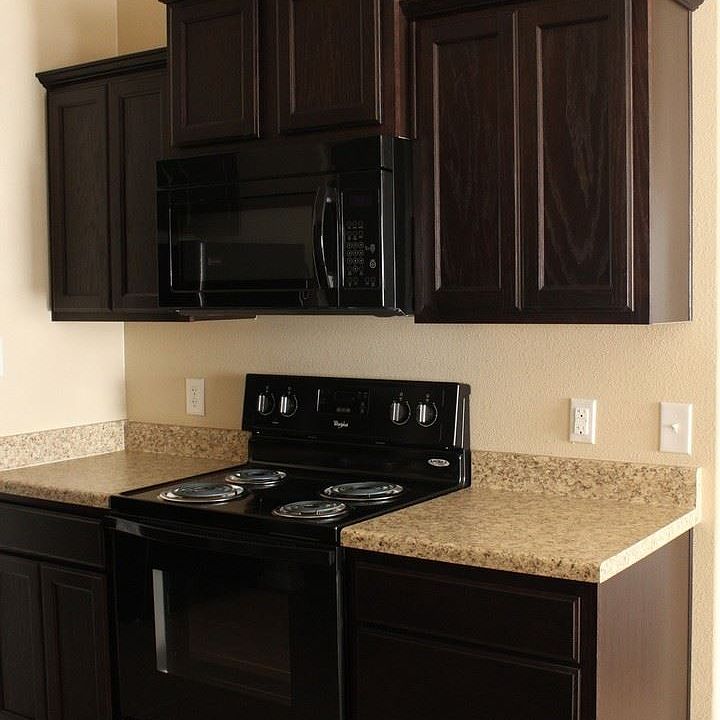 1st image of 4505A Cambridge Dr