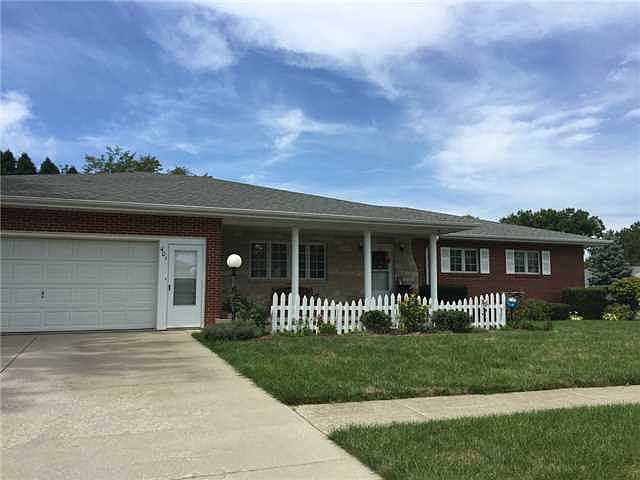 1st image of 401 Beech Ln