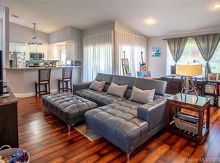 21701 SW 99th Ave, Cutler Bay, FL 33190