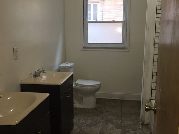 4th image of 18098 Northlawn St