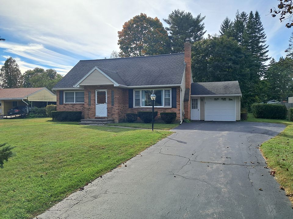2nd image of 6 Marvin Dr