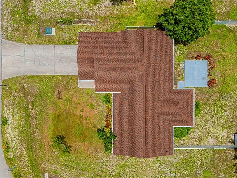 9084 Caloosa Rd — Photo 3