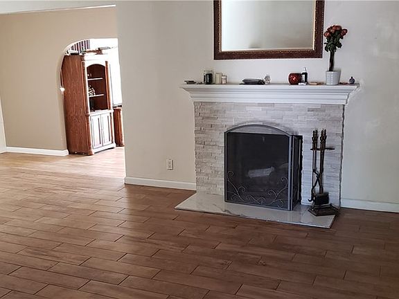 3rd image of 15434 San Jose St