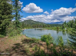 595 Tanglewood Dr, Priest River, ID 83856