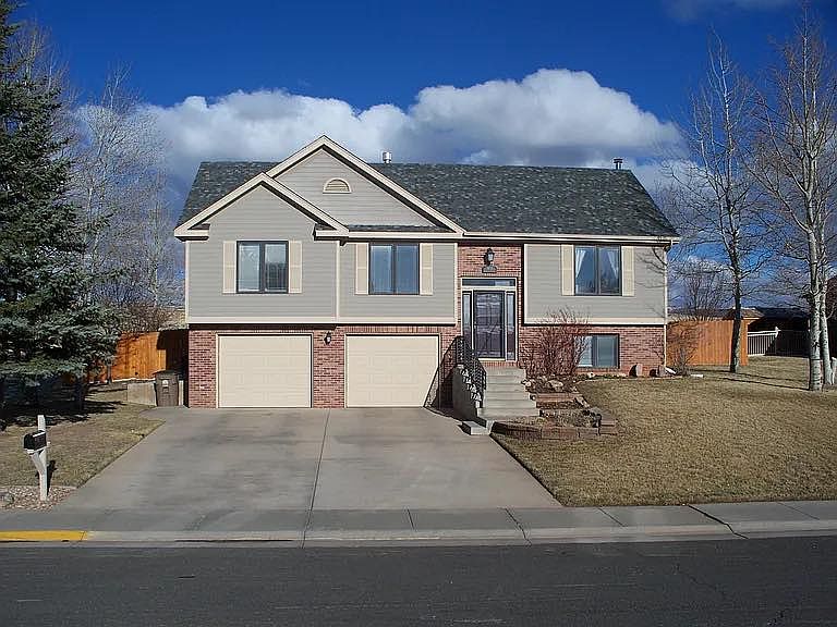 1st image of 1673 Apache Dr