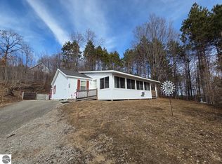 110 North St, Bellaire, MI