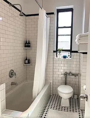 Rented by Grand Group Realty | media 9