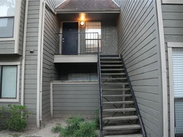 6601 Sands Point Dr APT 73, Houston, TX 77074