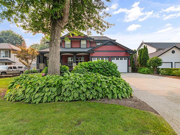 2nd image of 10321 Parkwood Dr