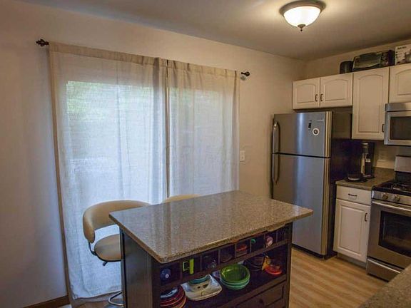 4th image of 867 Pine Way Dr #I-1