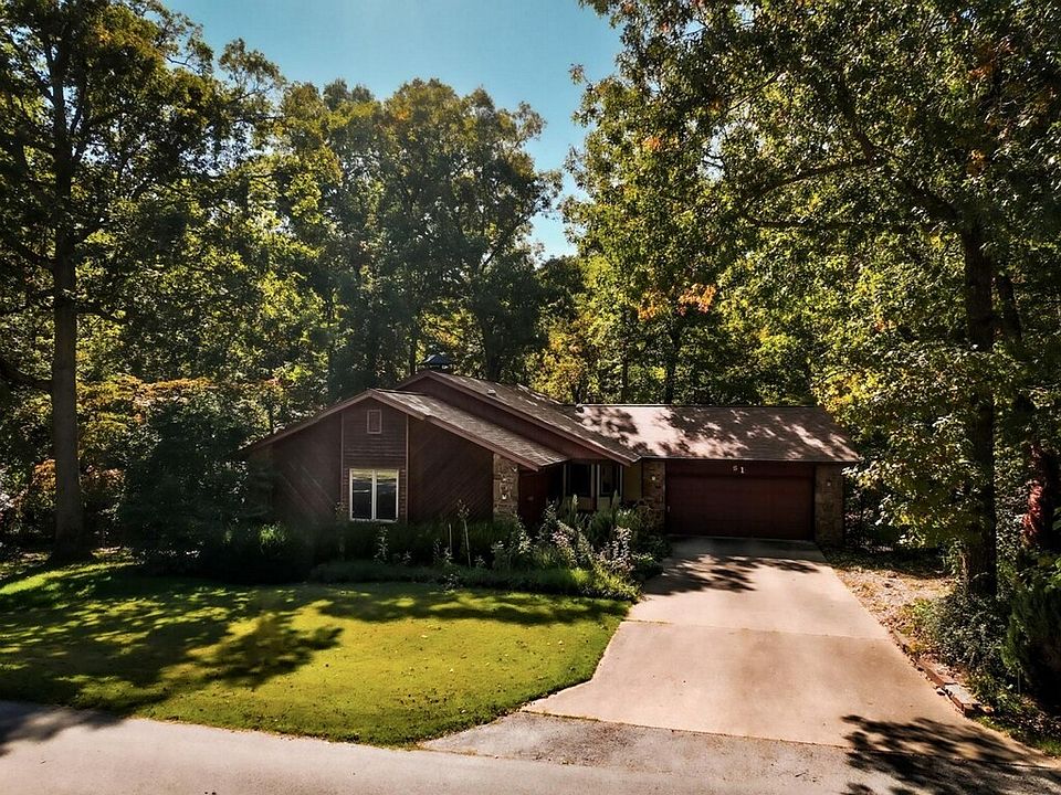 1st image of 1 Pentland Dr