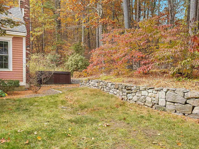 13 Bear Hill Rd — Photo 40