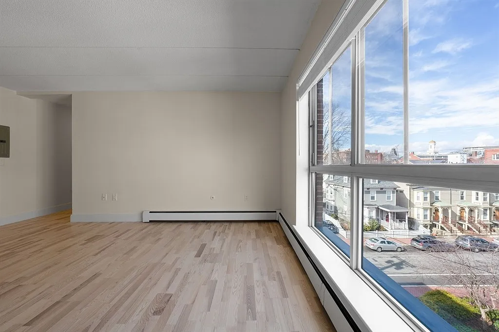16 Trowbridge Street Cambridge MA 02138 — Photo 2