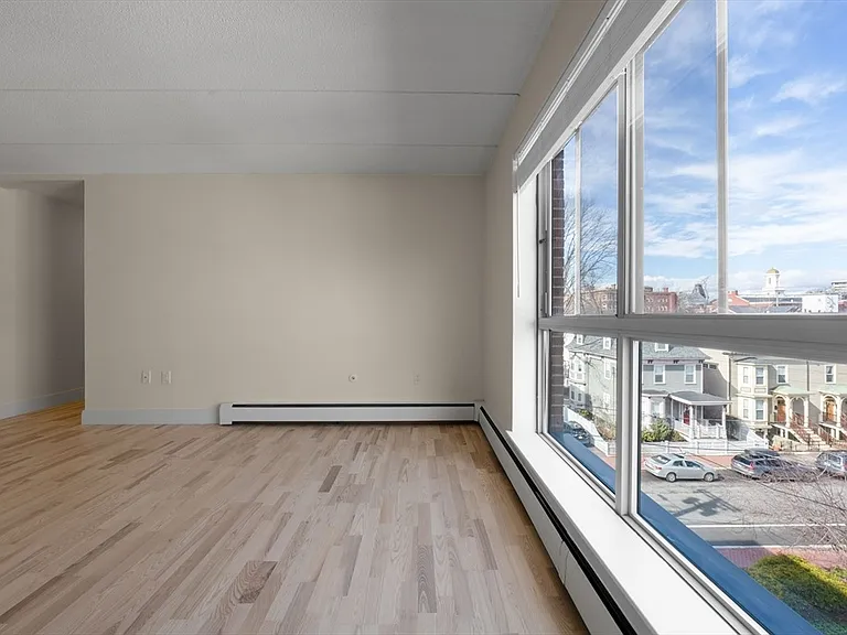 16 Trowbridge Street Cambridge MA 02138 — Photo 12