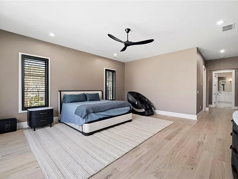 2309 Dinsmore Rd — Photo 36