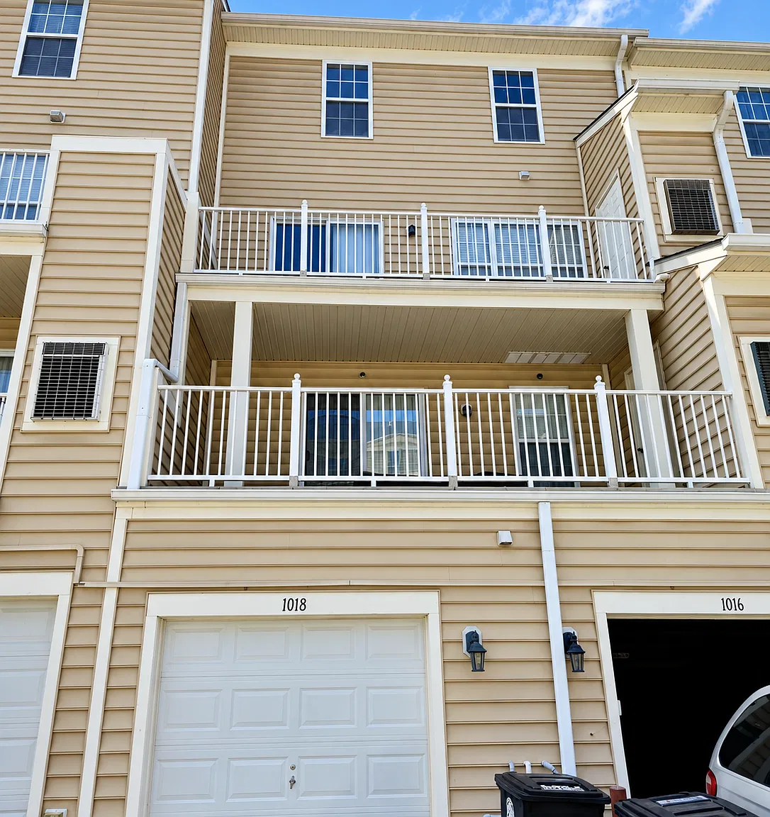 1016 Wood Branch Ct — Photo 2