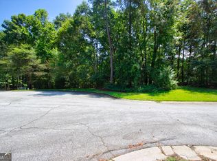 1285 Olympic Dr, Oxford, GA 30054