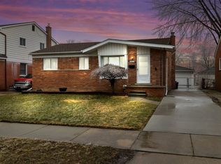 28918 Boston St, Saint Clair Shores, MI 48081