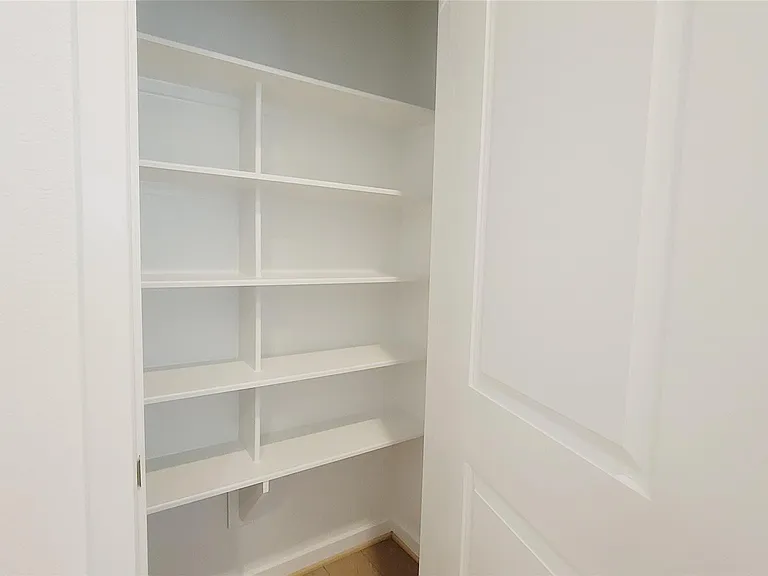 21523 Banpo Bend Dr — Photo 5