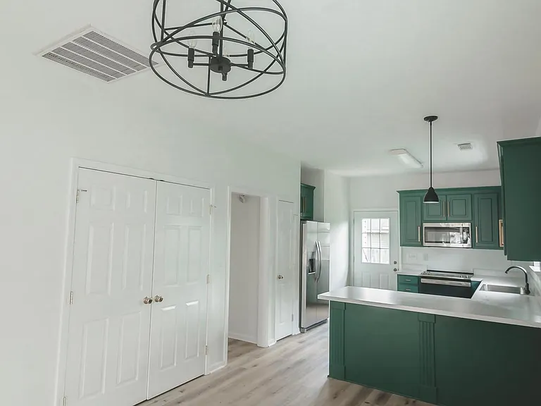 9703 Full Moon Cir — Photo 7