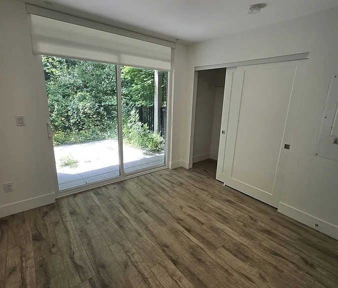 6328 King George Blvd #37 — Photo 6