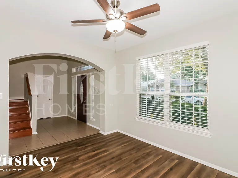 16614 Cold Harbor Ln — Photo 2