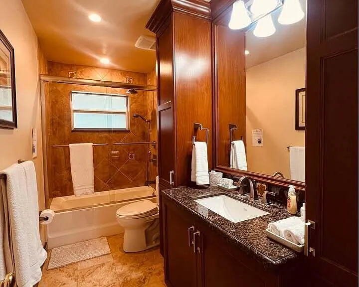 7834 Edgewater Dr — Photo 17