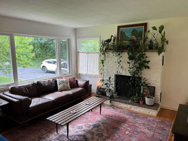 37 Marys Ln — Photo 6