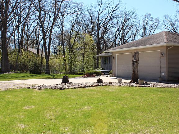 3rd image of 34253 Oak Lake Cir SE