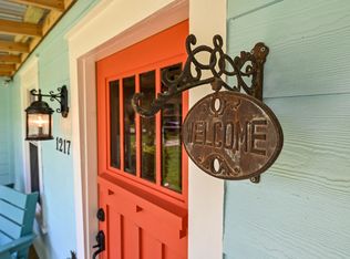 1217 Fairground St, Taylor, TX 76574