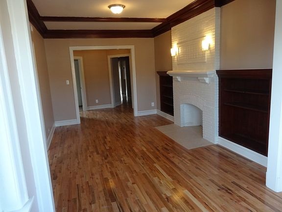 3rd image of 6030 S Eberhart Ave