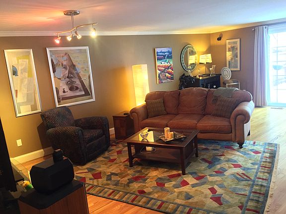 5th image of 20 S Mill Dr