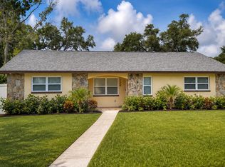 324 42nd Ave N, Saint Petersburg, FL 33703