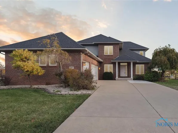 5646 Eagles Landing Dr, Oregon, OH 43616