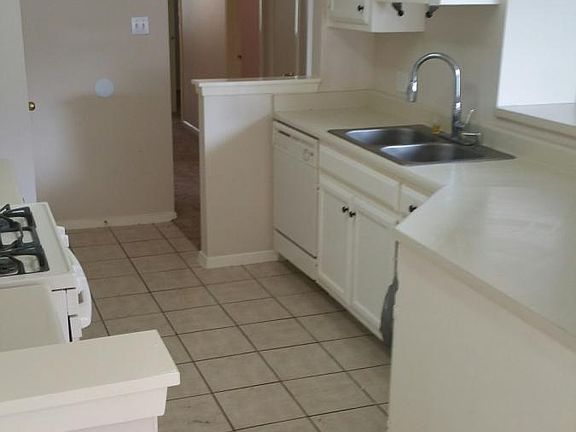 5th image of 2722 Smith Blvd #2722