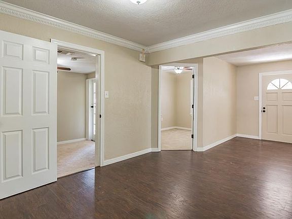 5th image of 2312 W Farwell Dr