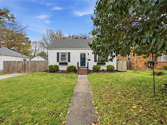 5th image of 410 N Shore Rd