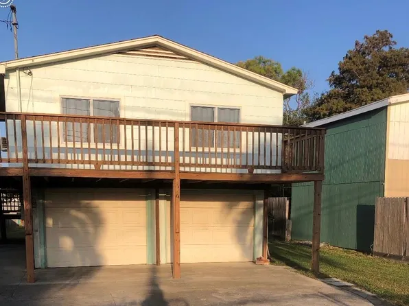 1112 7th St, San Leon, TX 77539