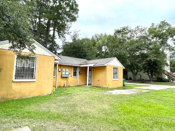 1607 Resca De La Palma St, Pascagoula, MS 39567
