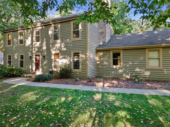 W290N9444 Deer LANE, Colgate, WI 53017